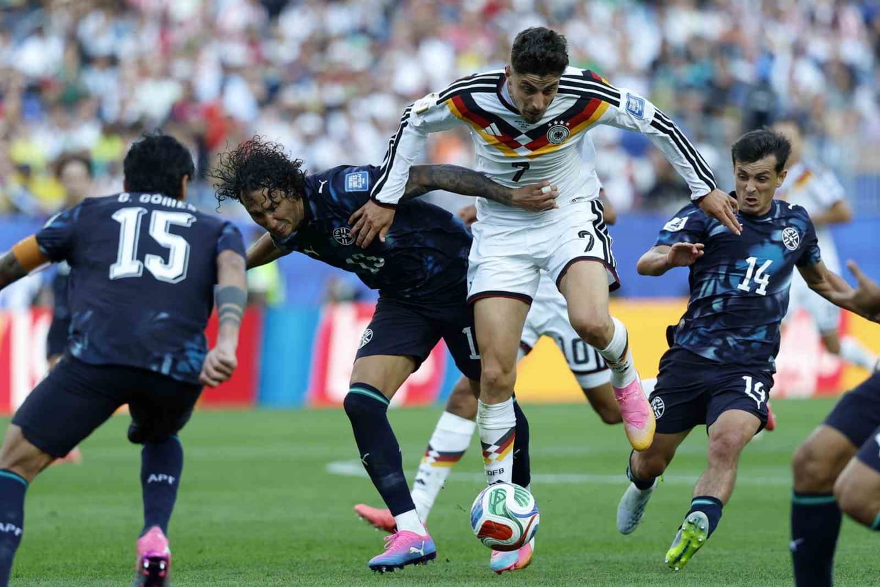 2026 FIFA DÜNYA KUPASI SON 32 TURUNDA PARAGUAY, ALMANYA'YI PENALTI ATIŞLARINDA YENEREK SON 16...