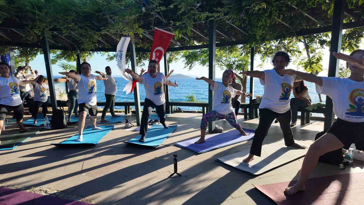 21 HAZİRAN ULUSLARARASI DÜNYA YOGA GÜNÜ KAPSAMINDA 12. ULUSLARARASI YOGA GÜNÜ ETKİNLİKLERİ...
