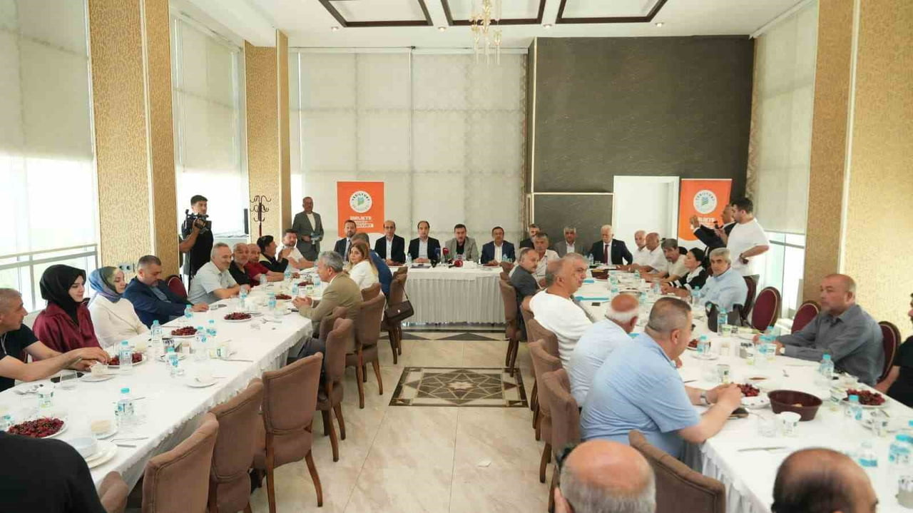 28. YEŞİLYURT KÜLTÜR, SPOR VE KİRAZ FESTİVALİ 28 HAZİRAN’DA GERÇEKLEŞTİRİLECEK