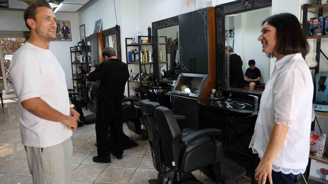 5 BİN 500 YERLEŞİK NÜFUSA SAHİP GÖKOVA KÖRFEZİ'NİN İNCİSİ AKYAKA YAZ AYLARINDA GÜNLÜK NÜFUSU...