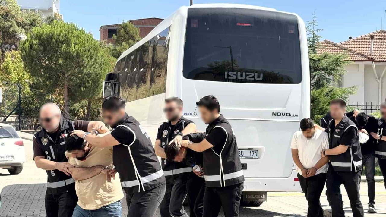 9 KİŞİ GÖZALTINA ALINDI