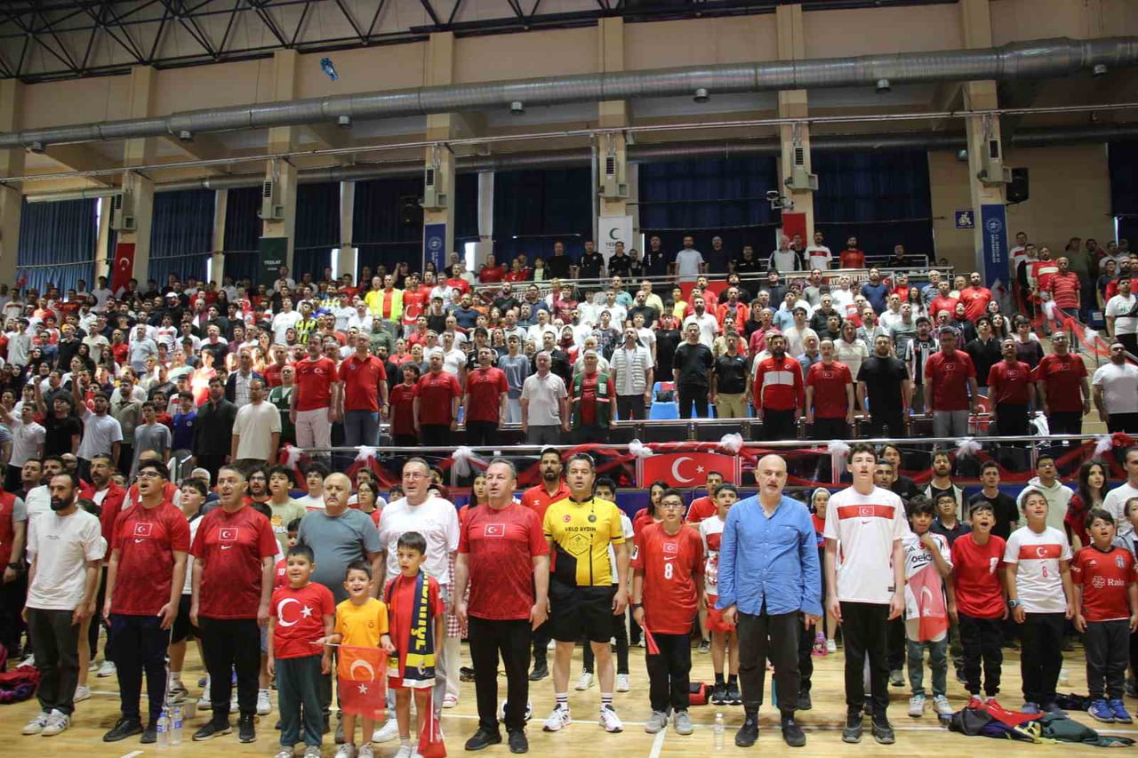A MİLLİ FUTBOL TAKIMI’NIN 24 YIL ARADAN SONRA DÜNYA KUPASI SAHNESİNE ÇIKMASI, AYDIN’DA DÜZENLENEN...