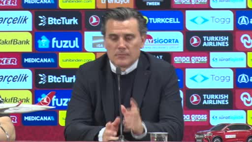A Milli Futbol Takımı Teknik Direktörü Vincenzo Montella, genç futbolcuların performansından...