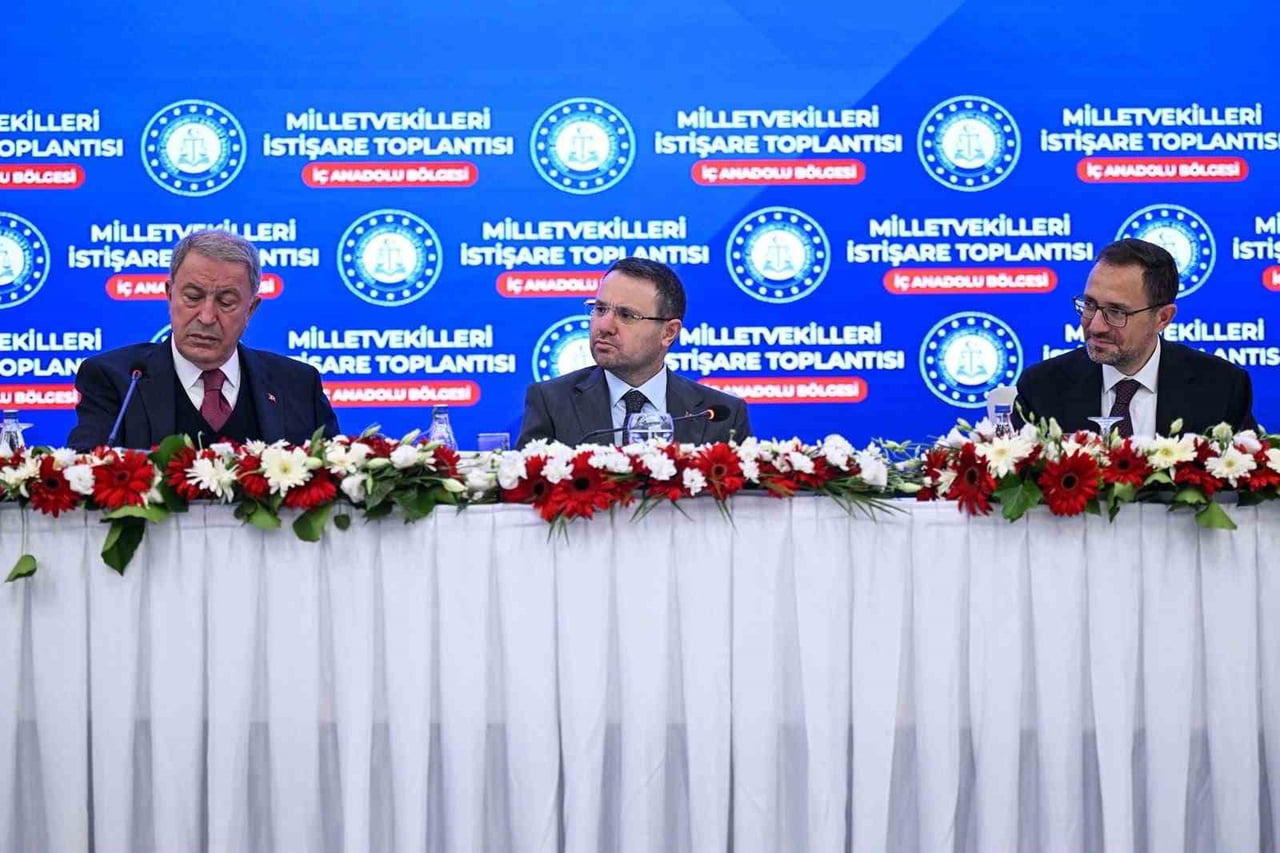 ADALET BAKANI AKIN GÜRLEK, ANKARA HAKİMEVİ’NDE İÇ ANADOLU BÖLGESİ MİLLETVEKİLLERİYLE DÜZENLENEN...