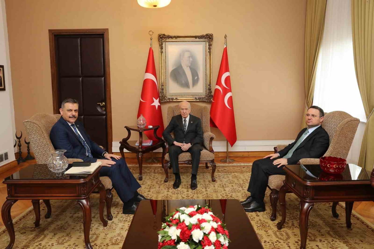 ADALET BAKANI AKIN GÜRLEK VE İÇİŞLERİ BAKANI MUSTAFA ÇİFTÇİ, MHP GENEL BAŞKANI DEVLET BAHÇELİ’Yİ...