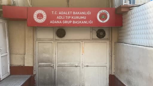 Adana'da 16 yaşındaki kız, annesini bıçaklayarak öldürdü