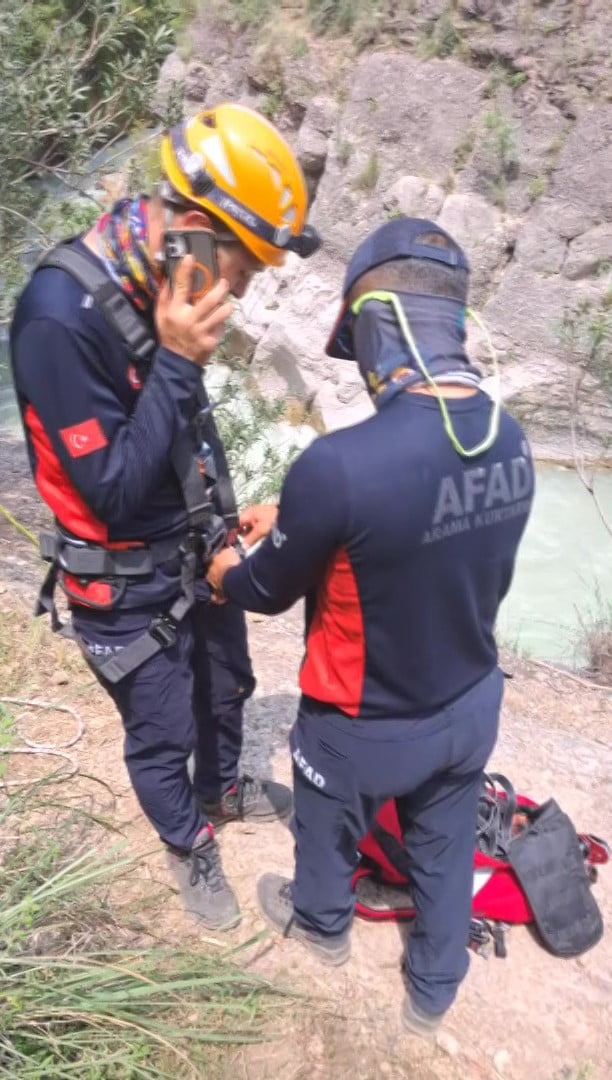 ADANA'NIN KARAİSALI İLÇESİNDE SERİNLEMEK İÇİN 13 GÜN ÖNCE EĞLENCE ÇAYI'NA GİRDİKTEN SONRA KAYBOLAN...