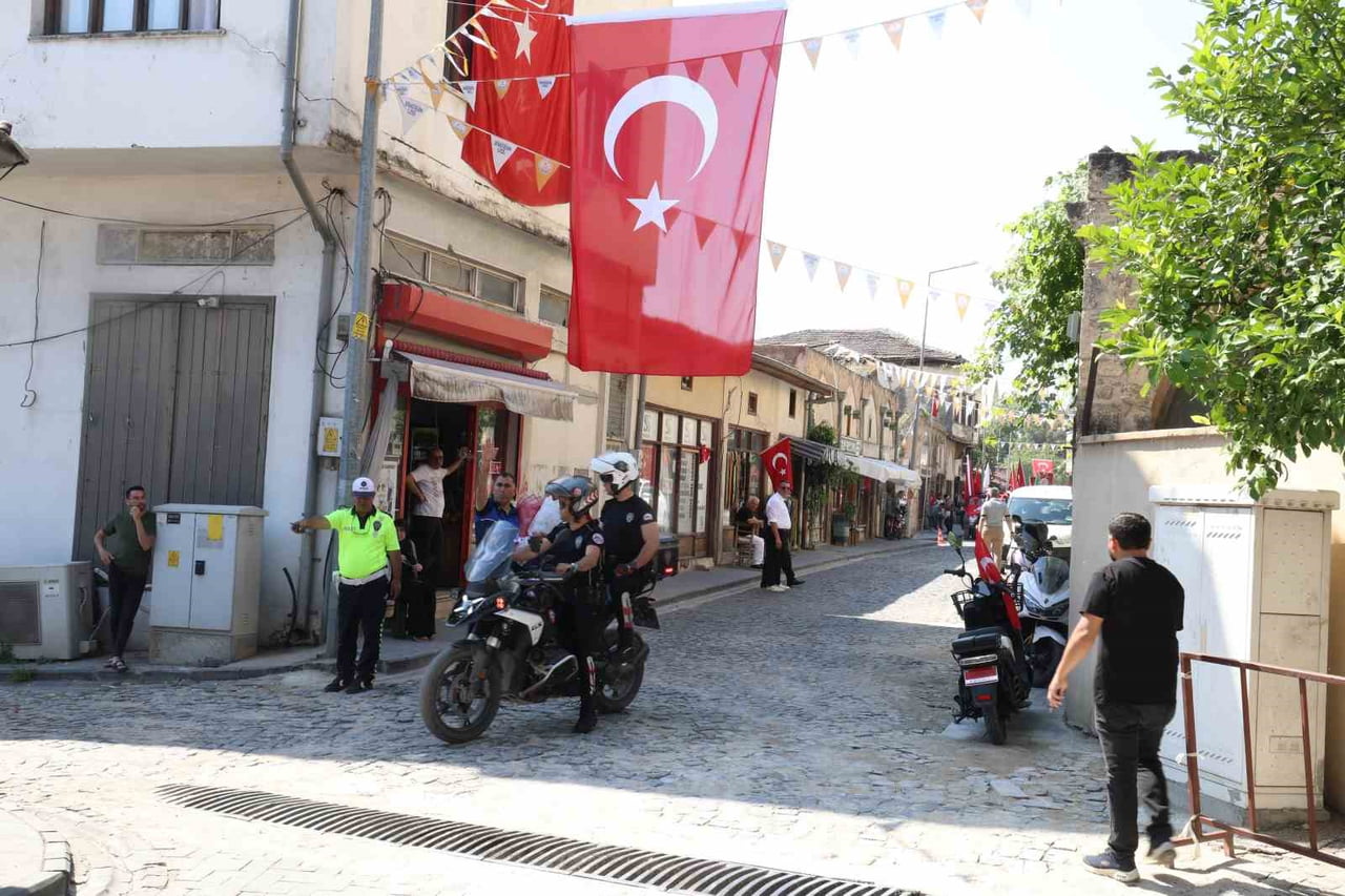 ADANA'NIN KOZAN İLÇESİNDE, FRANSIZ İŞGALİ DÖNEMİNDE YAŞANAN ACILARI SİMGELEYEN MEZALİM FIRINI...