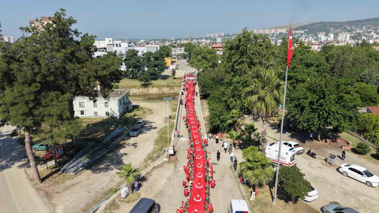ADANA'NIN KOZAN İLÇESİNİN FRANSIZ VE ERMENİ İŞGALİNDEN KURTULUŞUNUN 106. YIL DÖNÜMÜ, GENÇLERİN...