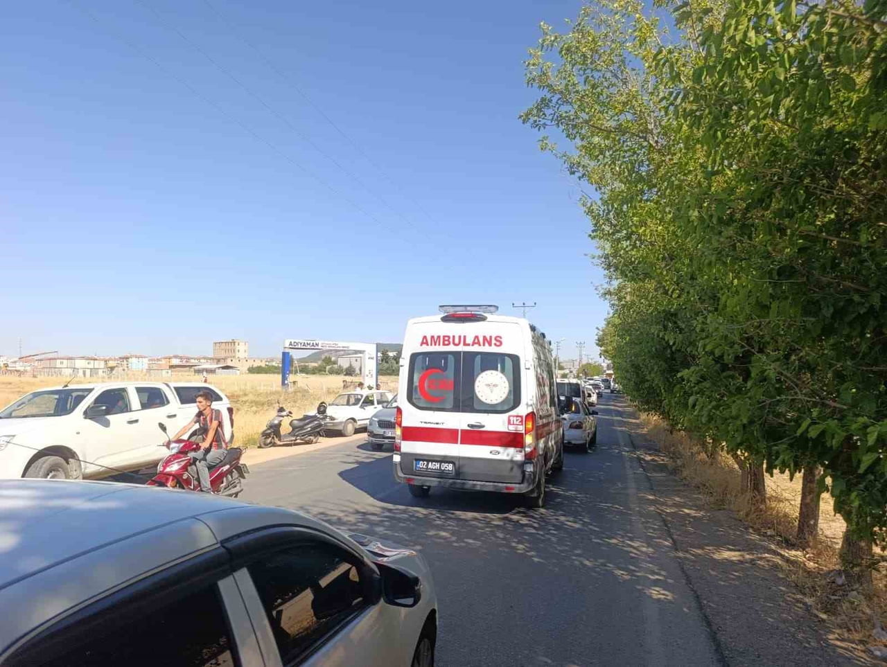 ADIYAMAN'DA OTOMOBİL İLE BİR ARACIN  ÇARPIŞMASI SONUCU MEYDANA GELEN TRAFİK KAZASINDA 1 KİŞİ...