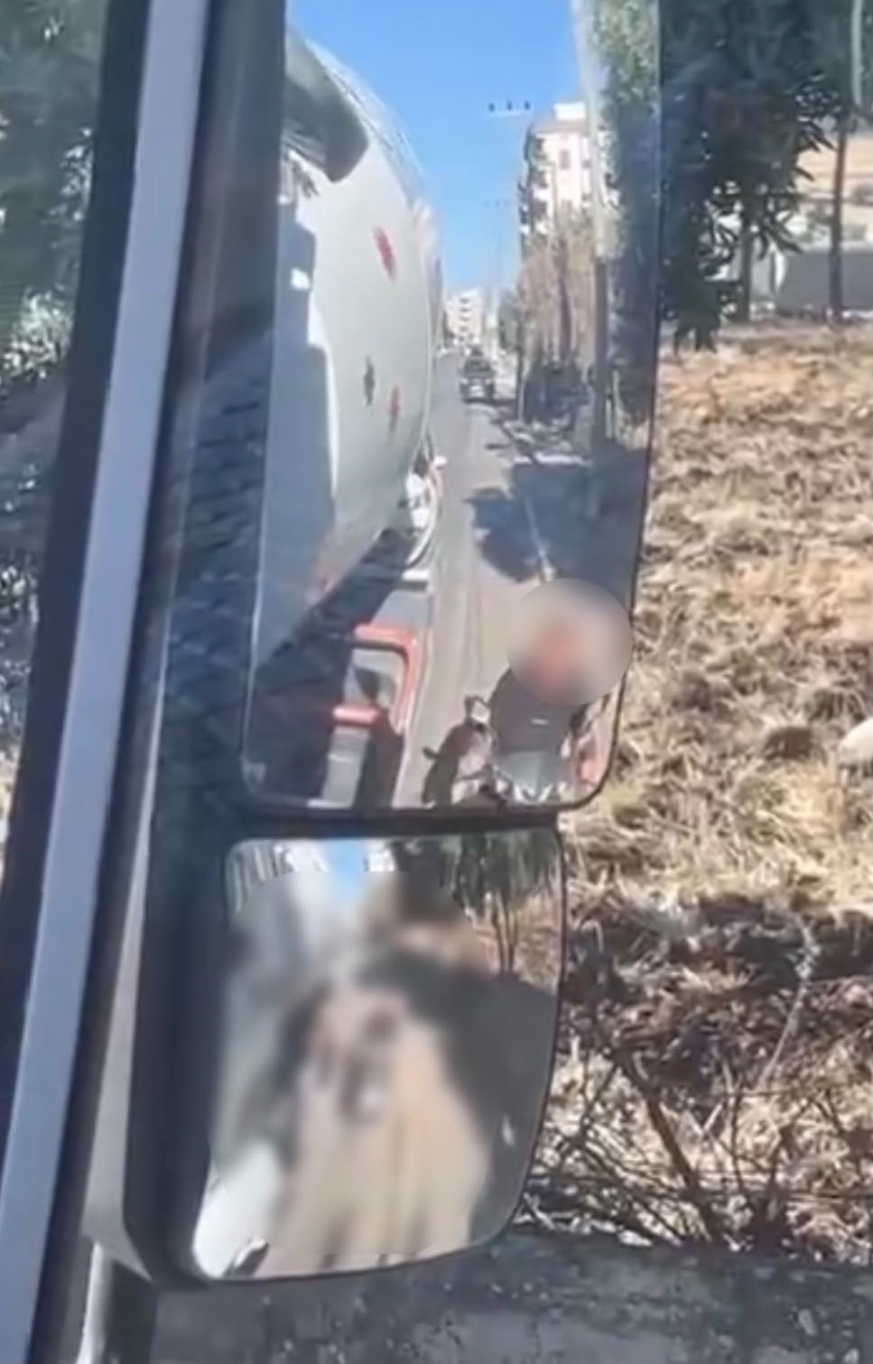 ADIYAMAN’DA, BİR ŞAHIS MOTOSİKLETTE SÜRDÜĞÜ ESNADA MADDE KULLANARAK İLERLEDİ.
