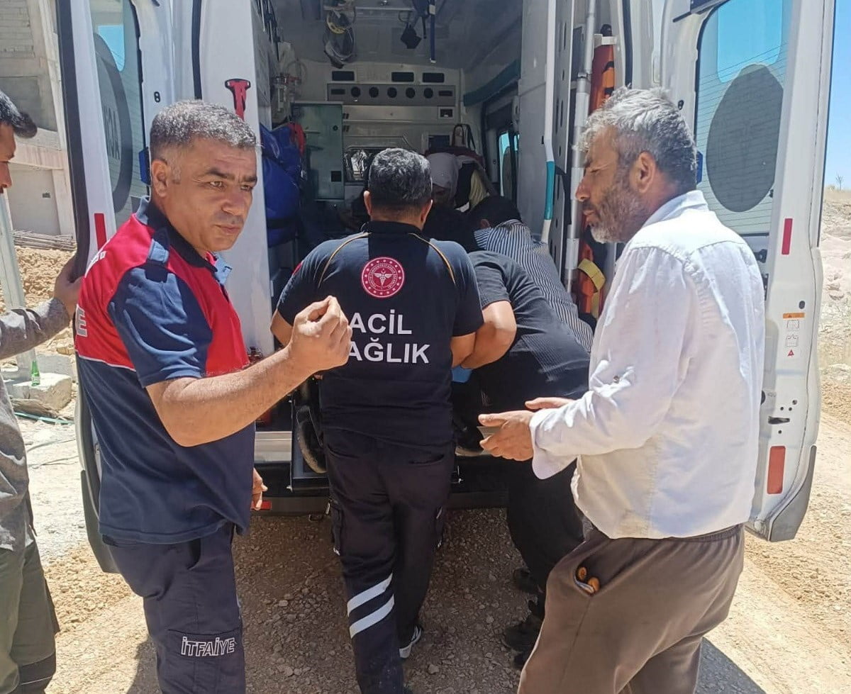 ADIYAMAN’IN BESNİ İLÇESİNDE YAPIMI DEVAM EDEN BİR İNŞAATTAN DÜŞEN İŞÇİ YARALANDI.