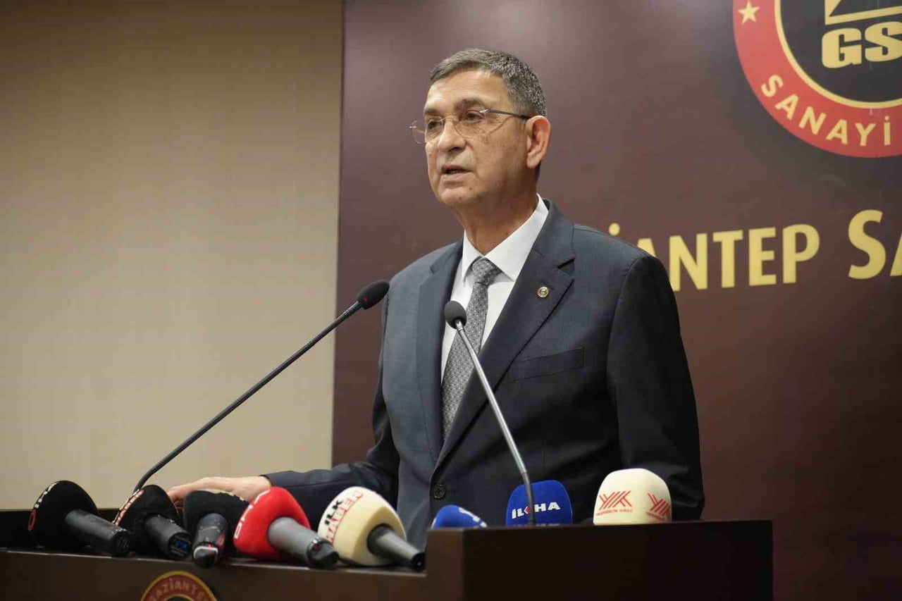 ADNAN ÜNVERDİ