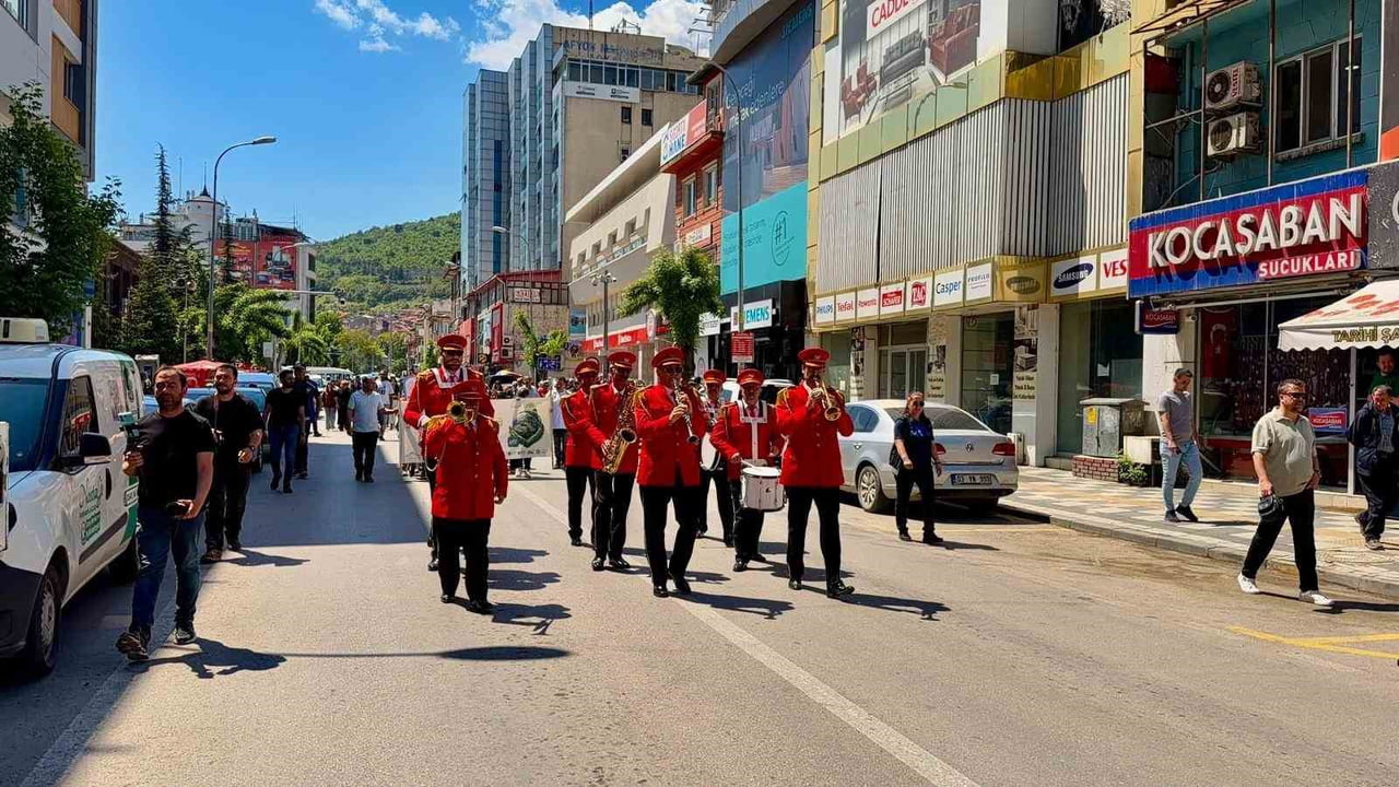 AFYONKARAHİSAR’DA ‘TÜRKİYE ÇEVRE HAFTASI VE 5 HAZİRAN DÜNYA ÇEVRE GÜNÜ’ ETKİNLİKLERİ ÇERÇEVESİNDE...