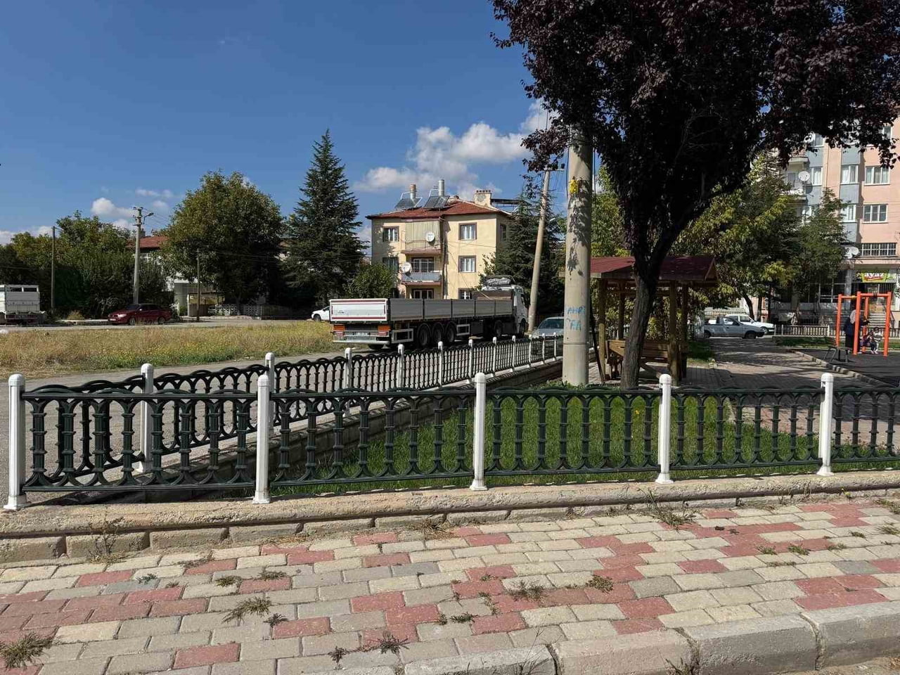 AFYONKARAHİSAR İL EMNİYET MÜDÜRÜ AHMET BİRTAN EROL, MAHALLE ARALARI, YOL KENARLARI VE PAZARYERİ...
