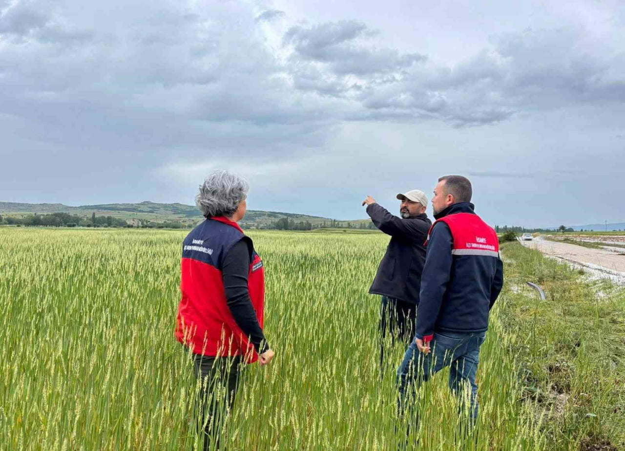 AFYONKARAHİSAR TARIM VE ORMAN İL MÜDÜRLÜĞÜNDEN YAPILAN AÇIKLAMADA, KENT GENELİNDE YOĞUN YAĞIŞLAR...