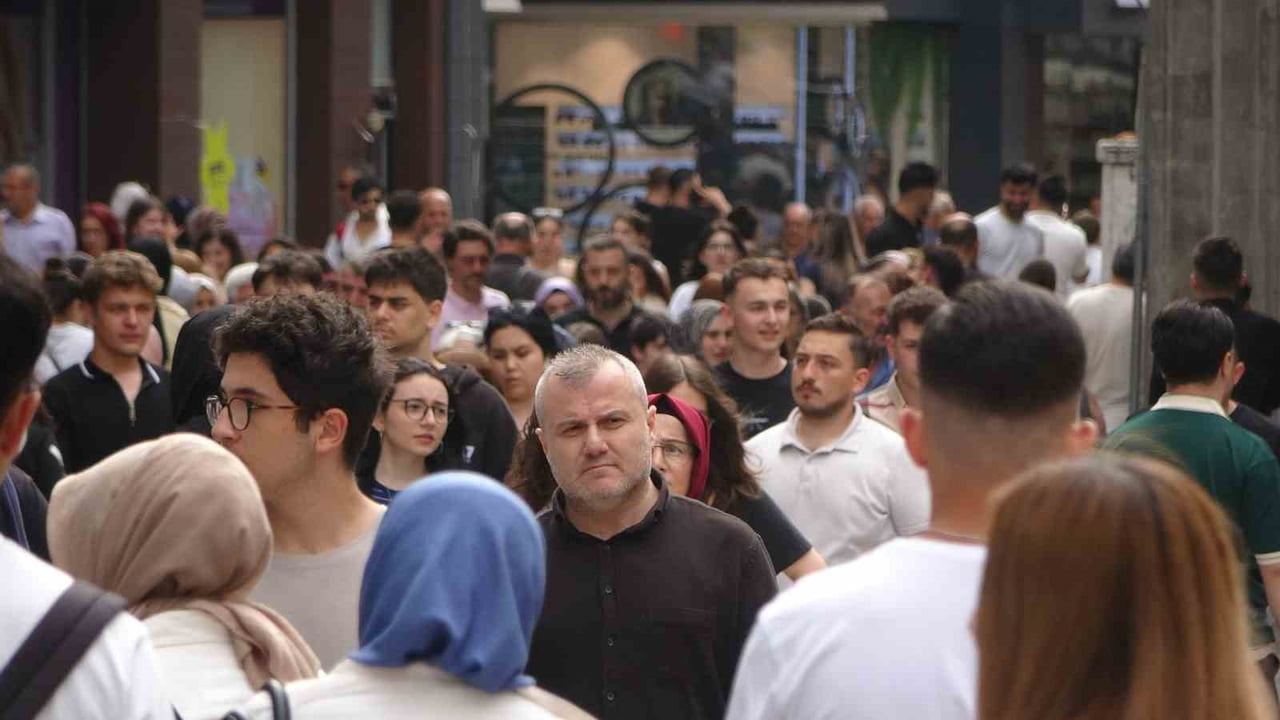AİLE VE SOSYAL HİZMETLER BAKANLIĞI’NIN GENÇLERİN YUVA KURMASINI KOLAYLAŞTIRMAK AMACIYLA BAŞLATTIĞI...