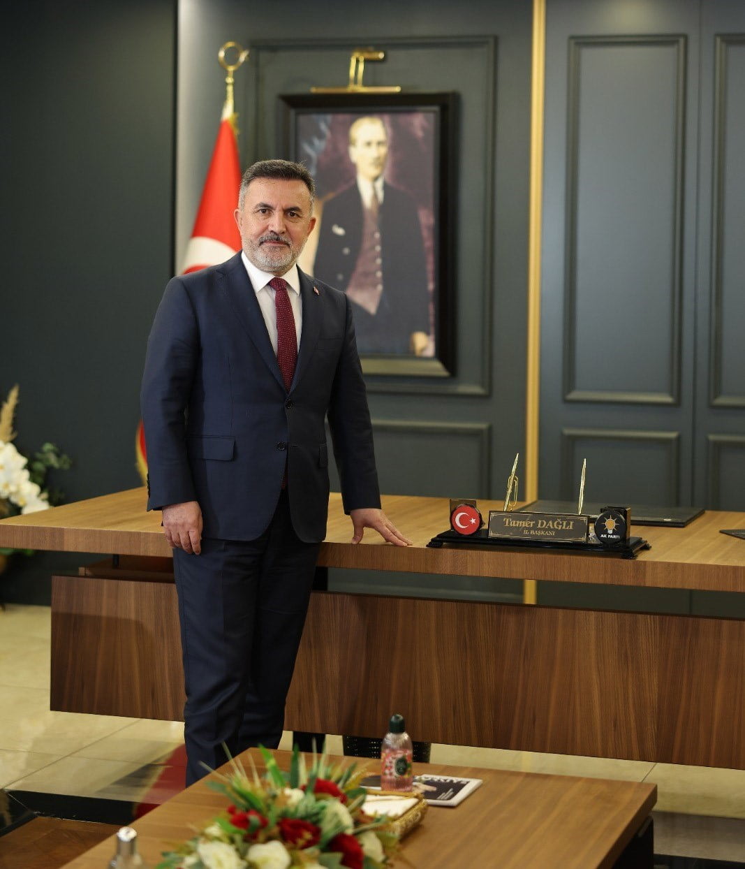 AK PARTİ ADANA İL BAŞKANI TAMER DAĞLI, GÖREVİNDEN İSTİFA ETTİĞİNİ DUYURDU.