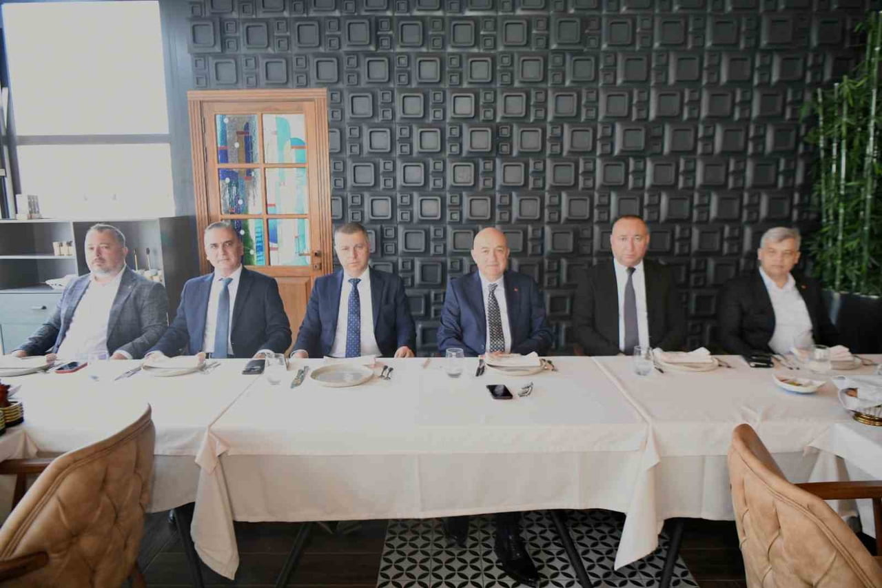 AK PARTİ ÇANAKKALE MİLLETVEKİLİ AYHAN GİDER TOPLANTI SONRASI YAYINLADIĞI BASIN AÇIKLAMASINDA "BİZ...