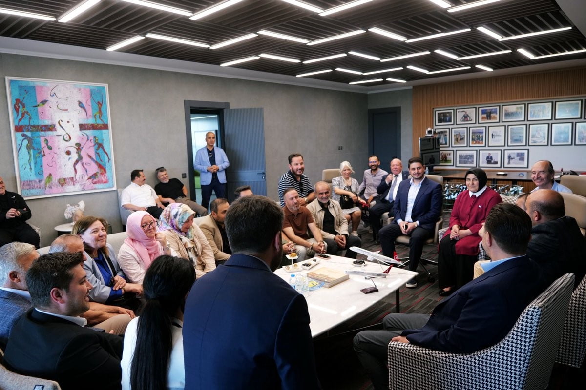 AK PARTİ ESKİŞEHİR İL BAŞKANI GÜRHAN ALBAYRAK, HAC VAZİFESİNİ TAMAMLAYARAK KUTSAL TOPRAKLARDAN...