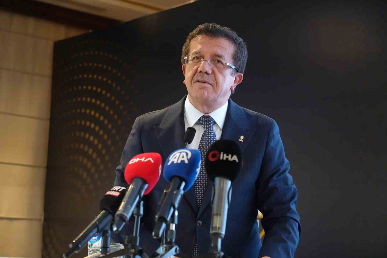 AK PARTİ GENEL BAŞKAN YARDIMCISI VE EKONOMİ İŞLERİ BAŞKANI NİHAT ZEYBEKCİ