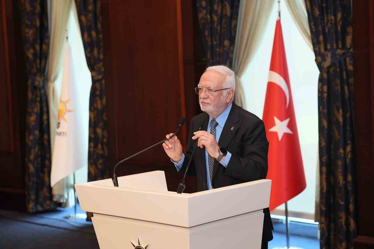 AK PARTİ GENEL BAŞKANVEKİLİ MUSTAFA ELİTAŞ KONUŞMA YAPTI