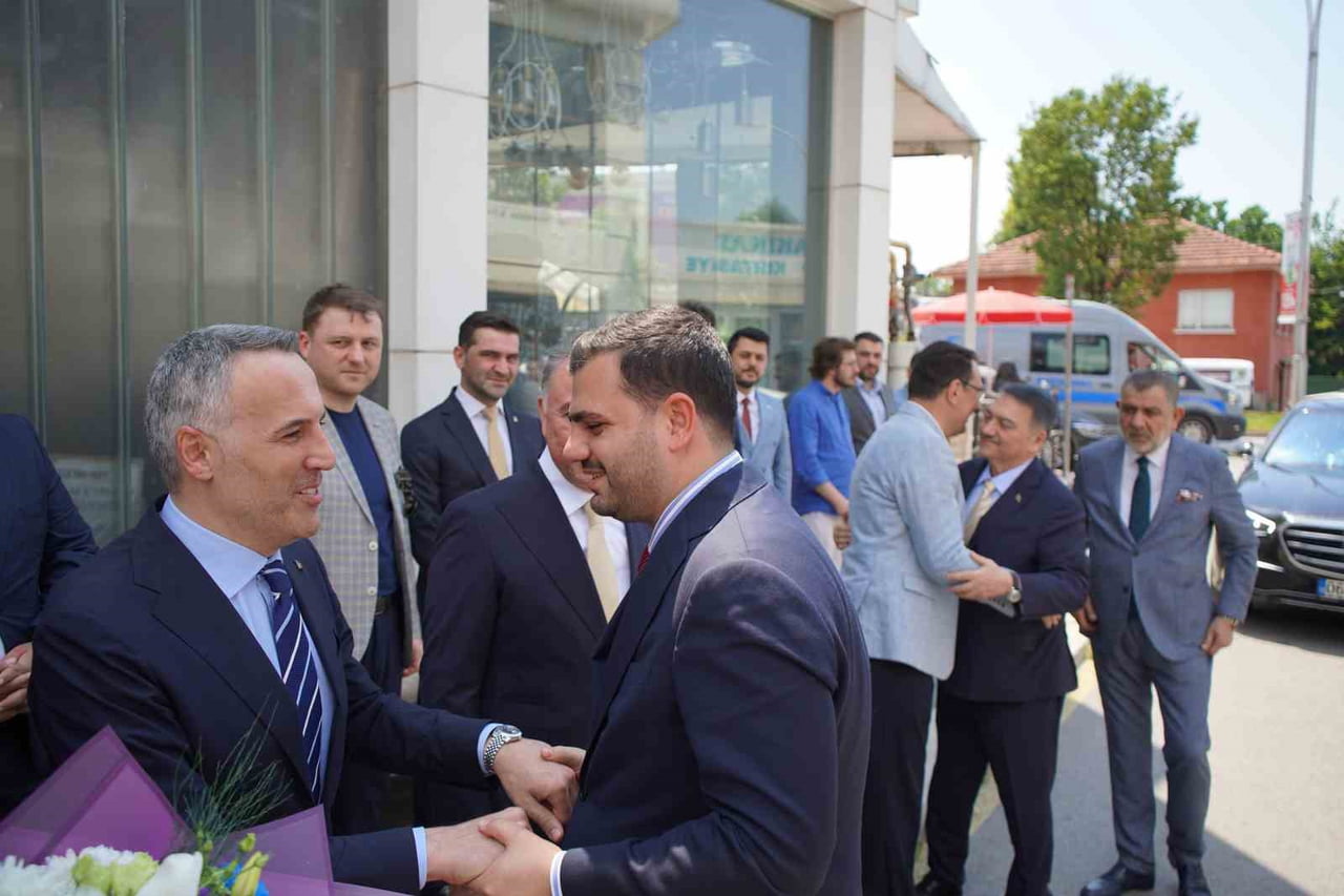 AK PARTİ HEYETİ, SAKARYA’NIN SAPANCA İLÇESİNDE DÜZENLENECEK OLAN GELENEKSEL İSTİŞARE VE...
