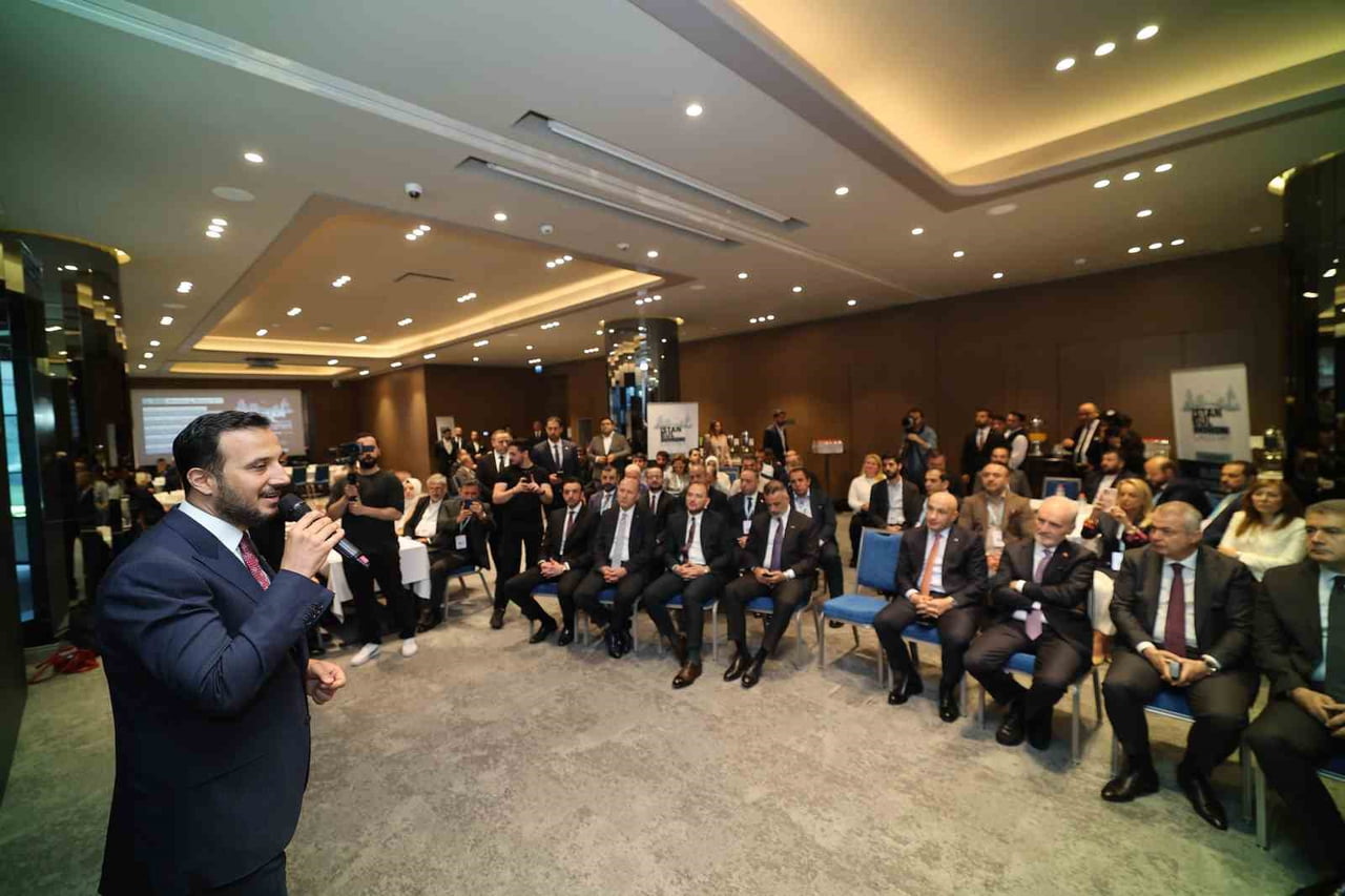 AK PARTİ İSTANBUL İL BAŞKANLIĞI EKONOMİ İŞLERİ BAŞKANLIĞI TARAFINDAN DÜZENLENEN "EKONOMİ...