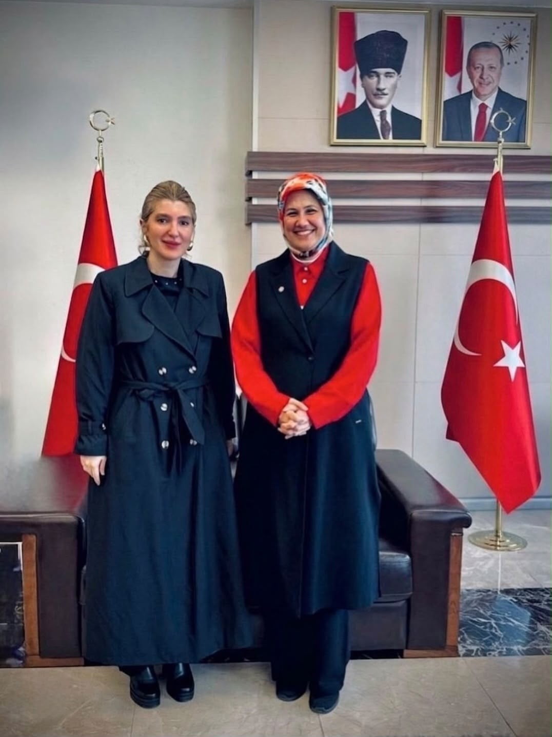 AK PARTİ MALATYA MİLLETVEKİLİ İNANÇ SİRAÇ KARA ÖLMEZTOPRAK, TÜRK KIZILAY GENEL BAŞKANI PROF. DR....