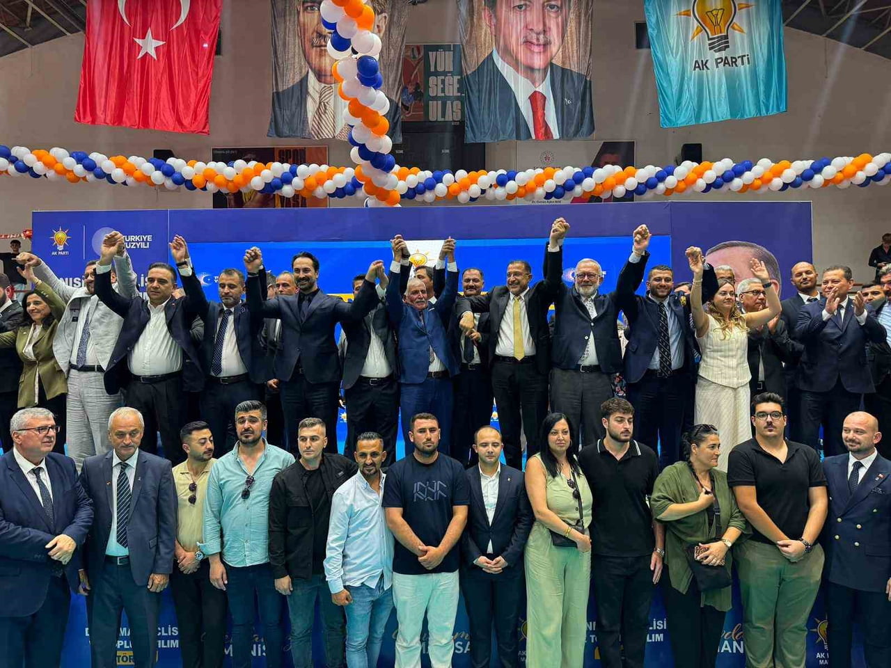 AK PARTİ MANİSA İL BAŞKANLIĞI TARAFINDAN İL DANIŞMA MECLİSİ TOPLANTISI'NDA FARKLI SİYASİ...