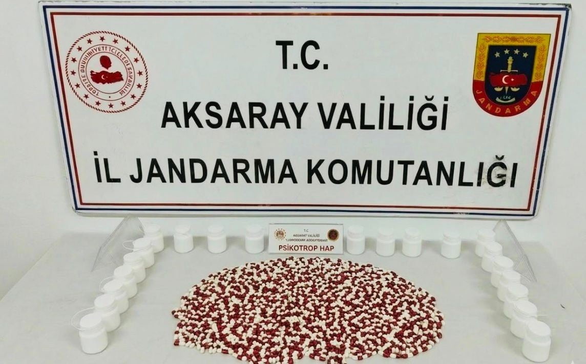 AKSARAY’A İZMİR’DEN UYUŞTURUCU SEVKİYATI YAPAN 6 ŞÜPHELİYE YÖNELİK OPERASYON DÜZENLEYEN JANDARMA...