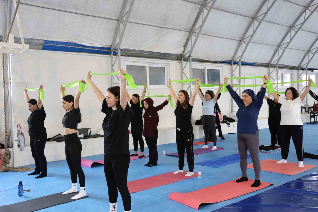 AKSU BELEDİYESİ GENÇLİK VE SPOR HİZMETLERİ MÜDÜRLÜĞÜ TARAFINDAN DÜZENLENEN YAZ SPOR KURSLARI, 6...