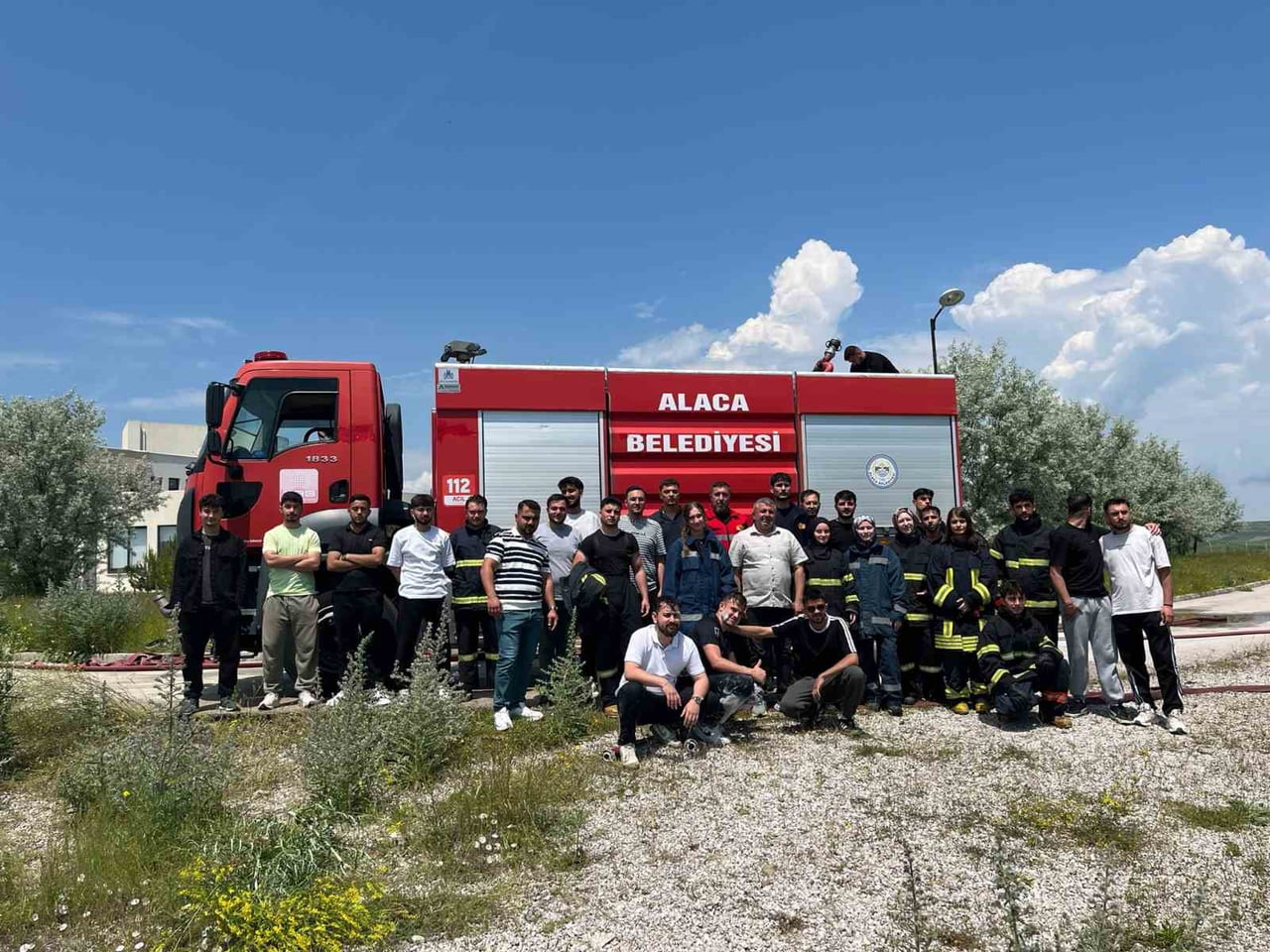 ALACA BELEDİYESİ İTFAİYE EKİPLERİ TARAFINDAN HİTİT ÜNİVERSİTESİ ALACA MESLEK YÜKSEKOKULU...