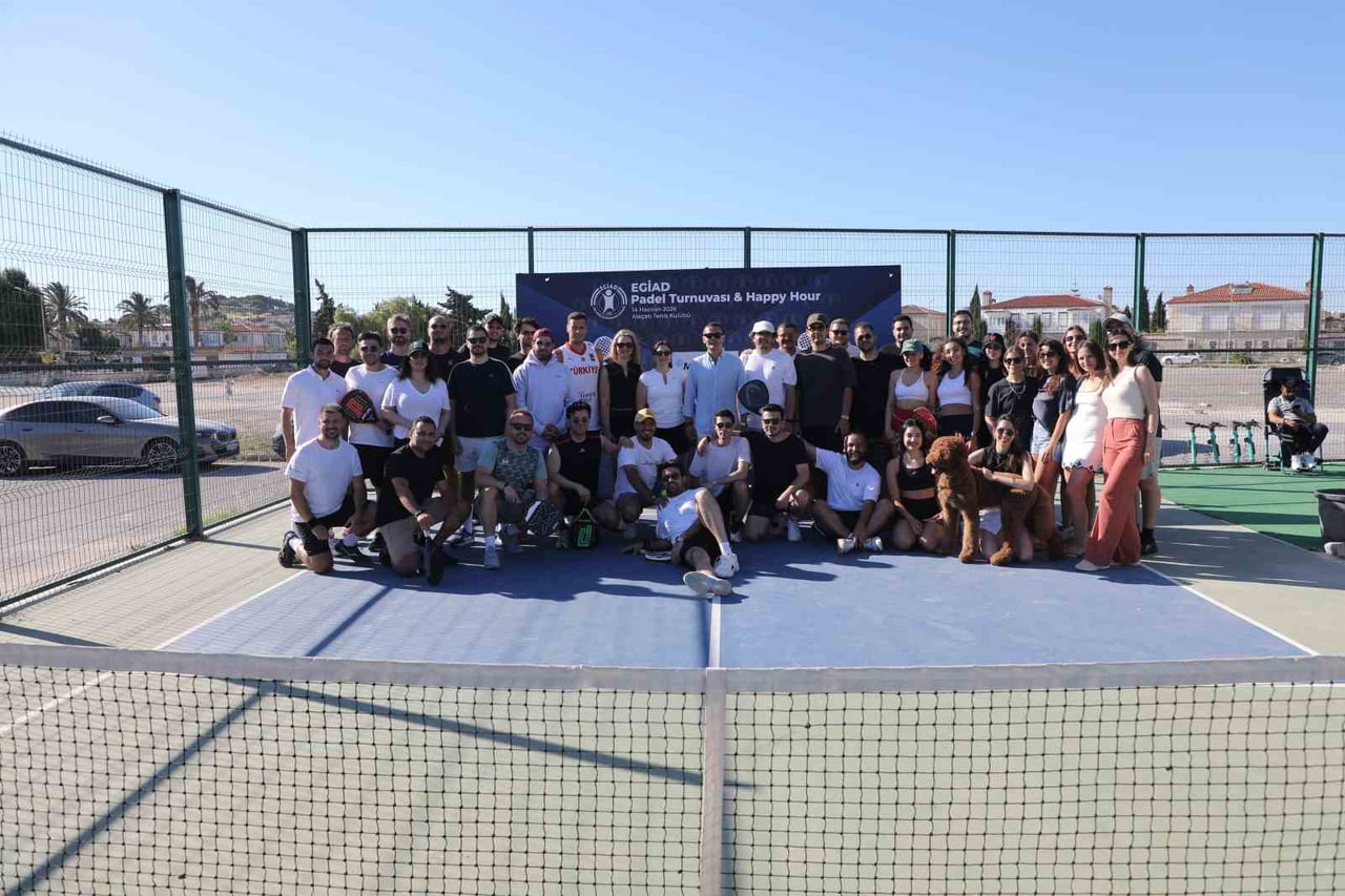 ALAÇATI TENİS KULÜBÜ'NDE GERÇEKLEŞTİRİLEN 2026 EGİAD PADEL TURNUVASI & HAPPY HOUR ETKİNLİĞİ...