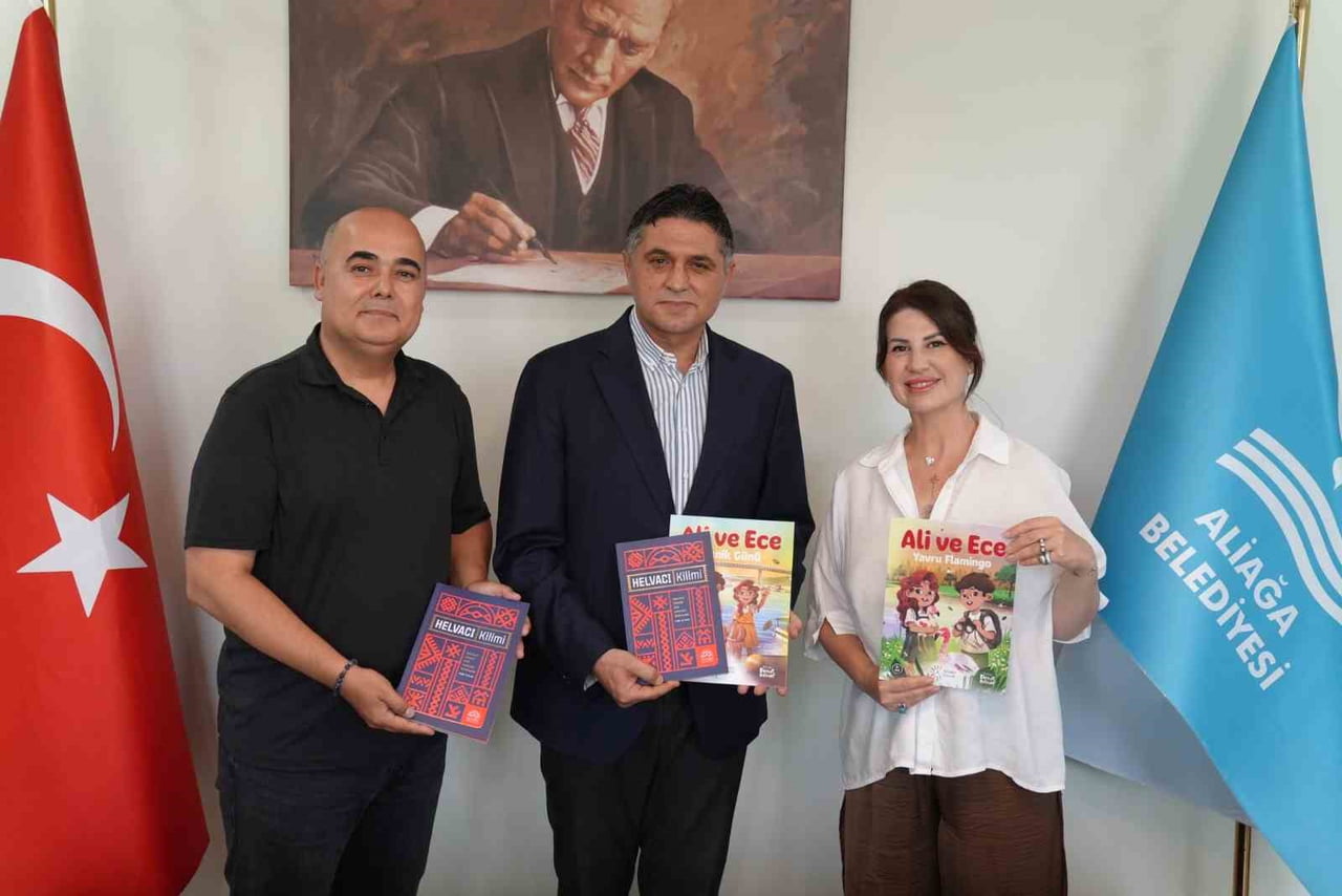 ALİAĞA BELEDİYESİ'NDEN YENİ YAYINLAR OKUYUCULARLA BULUŞTU
