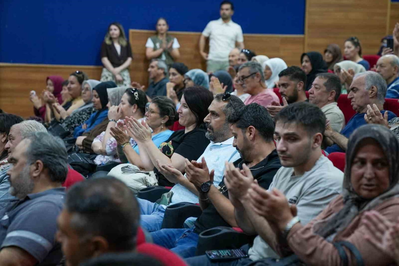 ALİAĞA BELEDİYESİ SARI KONUTLAR'DA İKİNCİ ETAP DÖNÜŞÜMÜ BAŞLATIYOR