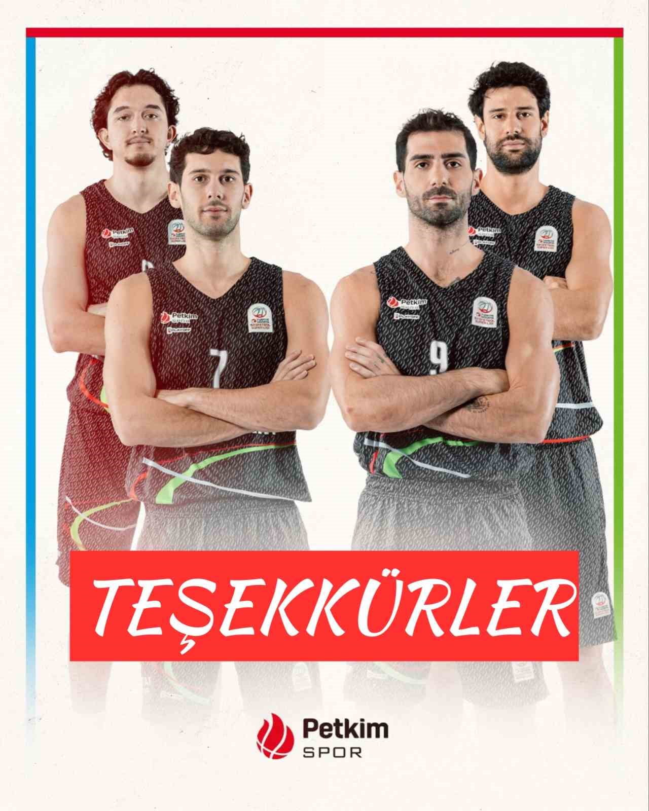 ALİAĞA PETKİMSPOR’DA 4 AYRILIK  (SAĞ ÖNDEKİ 9 NUMARA YUNUS EMRE SONSIRMA, SOL ÖNDEKİ 7 NUMARA...