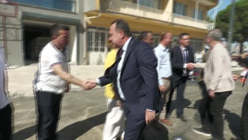 Altyapısı yenilenen caddede sıcak asfalt çalışmaları başladı