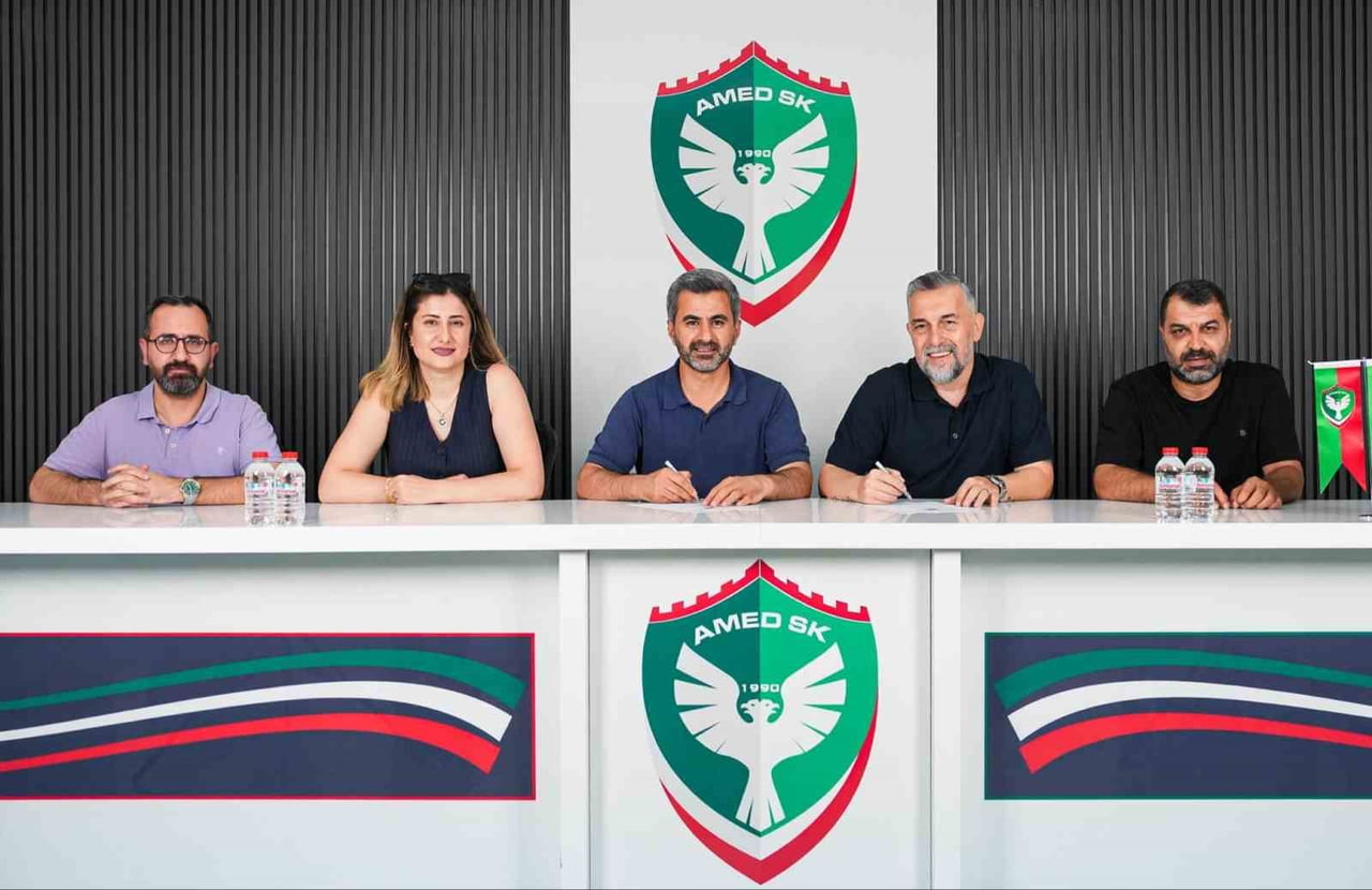 AMED SPORTİF FAALİYETLER’DE 3 HAZİRANDA SPORTİF DİREKTÖR OLARAK BAŞLAYAN SERKAN REÇBER, GÖREVİNDEN...