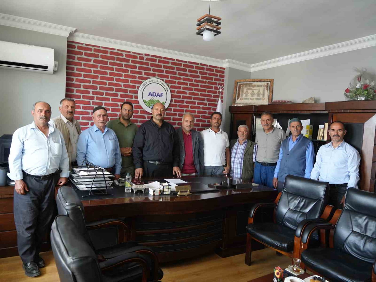 ANADOLU AŞİRETLER FEDERASYONU, İŞ İNSANI RAHMİ KOÇ’UN KÜRT KADINLARI VE KÜRT HALKINA YÖNELİK...