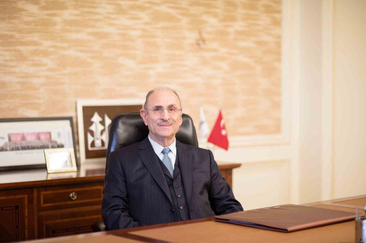 ANADOLU İŞ DÜNYASININ VE GAZİANTEP SANAYİSİNİN ÖNCÜLERİNDEN MEHMET ALİ TOPÇUOĞLU HAYATINI...
