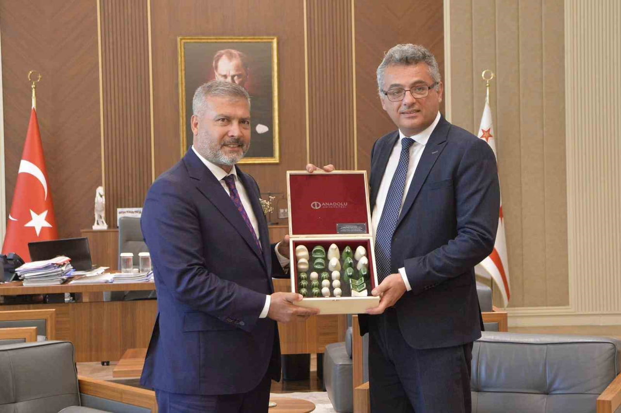ANADOLU ÜNİVERSİTESİ REKTÖRÜ PROF. DR. YUSUF ADIGÜZEL, KUZEY KIBRIS TÜRK CUMHURİYETİ (KKTC)...