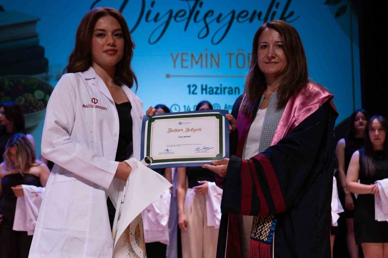ANADOLU ÜNİVERSİTESİ SAĞLIK BİLİMLERİ FAKÜLTESİ (SBF) BESLENME VE DİYETETİK BÖLÜMÜ, İLK...