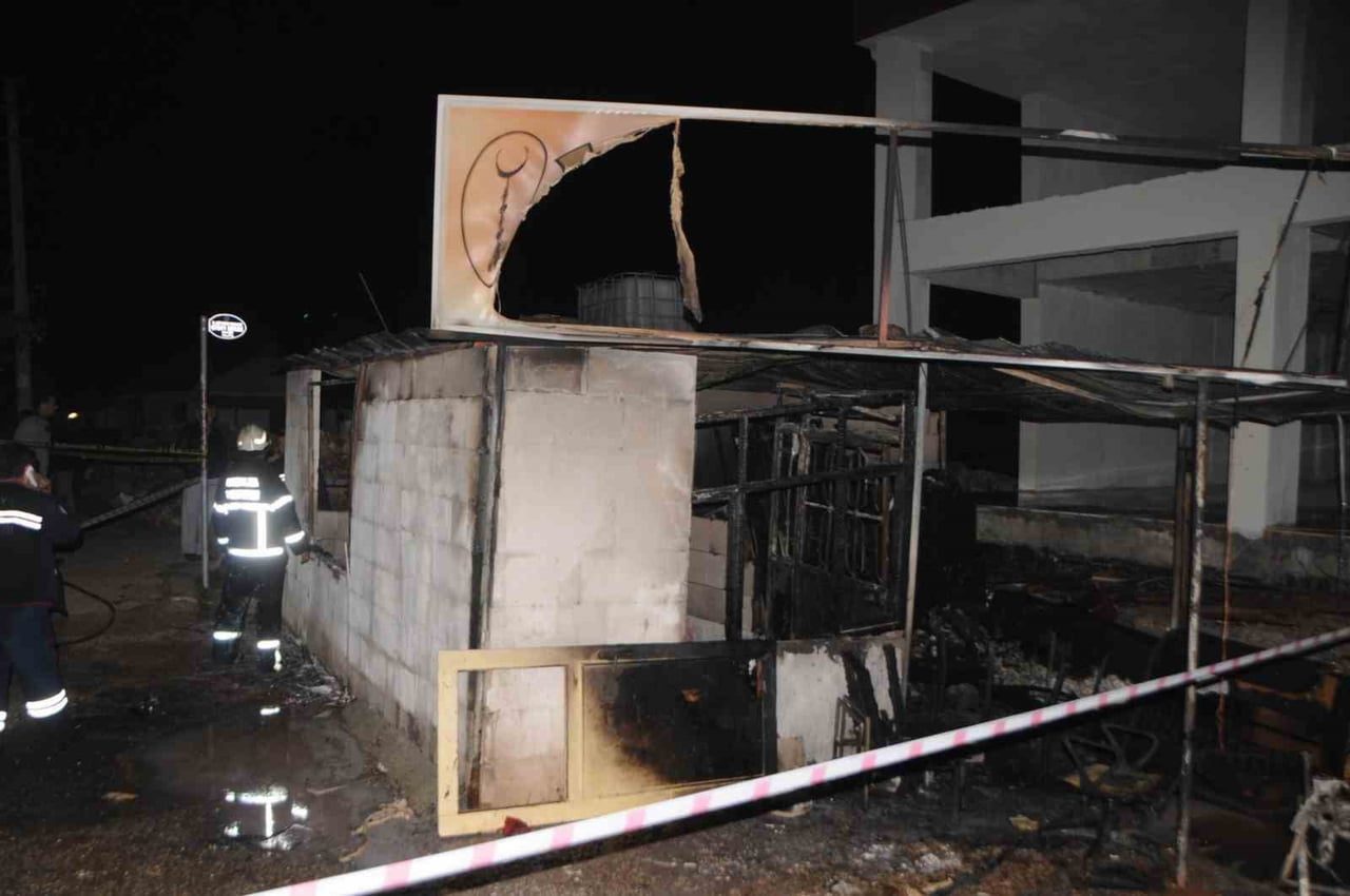 ANTALYA'DA 12 YIL ÖNCE BİR İNŞAATIN BEKÇİ KULÜBESİNDE ÇIKAN YANGINDA CESEDİ BULUNAN ŞEREF...