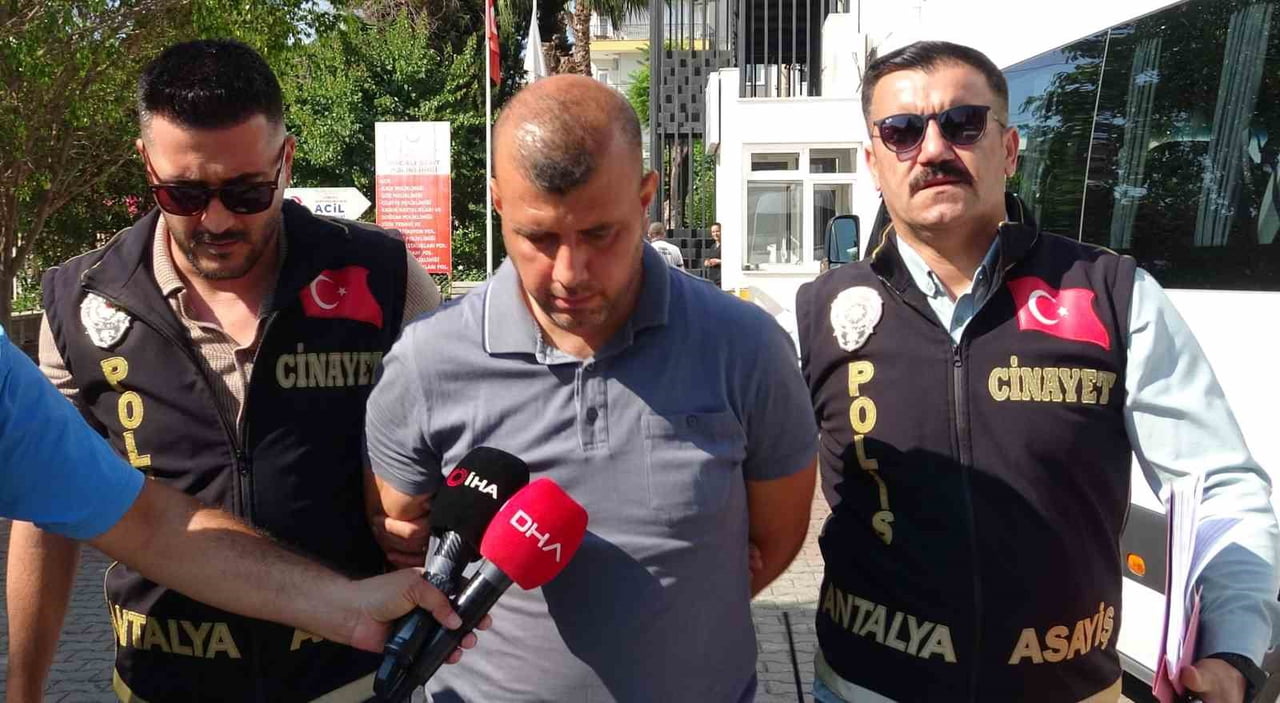 ANTALYA'DA KENDİSİ GİBİ ÖĞRETMEN OLAN EŞİYLE TAYİN MESELESİ NEDENİYLE TARTIŞAN VE EŞİ İLE...