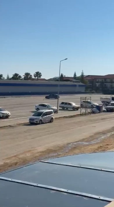 ANTALYA'NIN ALANYA İLÇESİNDE DRİFT YAPARAK TRAFİK GÜVENLİĞİNİ TEHLİKEYE DÜŞÜREN SÜRÜCÜYE 140 BİN...