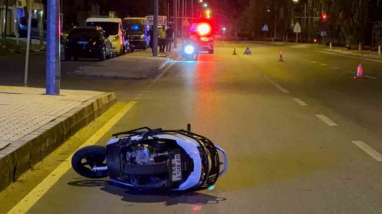 ANTALYA'NIN GAZİPAŞA İLÇESİNDE KONTROLDEN ÇIKAN MOTOSİKLETİN KARIŞTIĞI TRAFİK KAZASINDA SÜRÜCÜ...