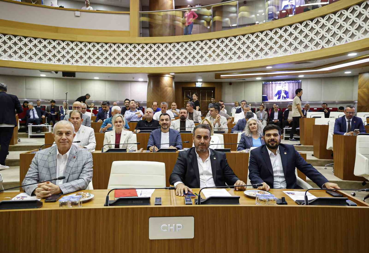 ANTALYA BÜYÜKŞEHİR BELEDİYE MECLİSİ'NİN HAZİRAN AYI BİRİNCİ OTURUMU GERÇEKLEŞTİ. BAŞKAN VEKİLİ...