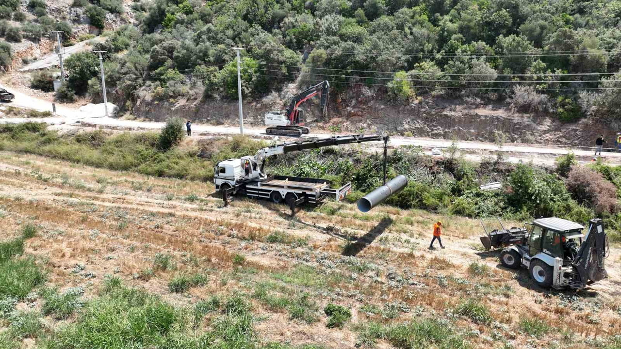 ANTALYA BÜYÜKŞEHİR BELEDİYESİ ASAT GENEL MÜDÜRLÜĞÜ, KAŞ’IN 54 MAHALLESİNDE İÇME SUYU ALTYAPISINI...