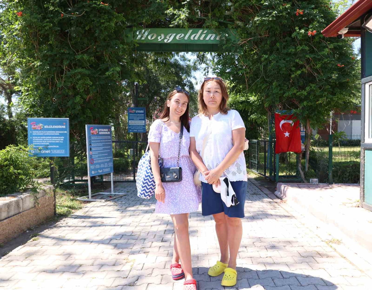 ANTALYA BÜYÜKŞEHİR BELEDİYESİ SARISU KADINLAR PLAJI YENİ SEZONA KAPILARINI YENİLİKLERLE...